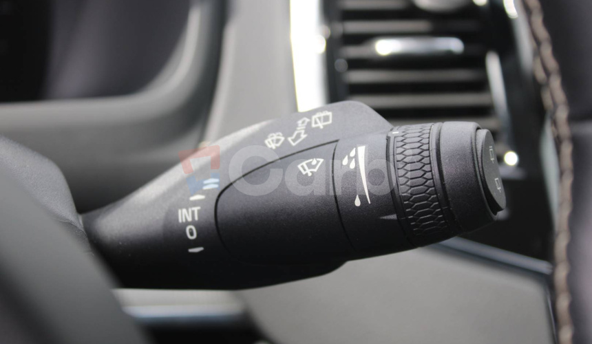 Volvo XC90 2.0 B5 Drive-E R-Design AWD A/T