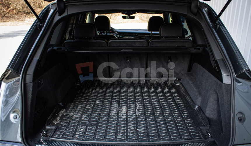 Audi Q7 50 TDI MHEV Quattro Sline, 1. majiteľ, SK, natáčanie nápravy, softclose,laser