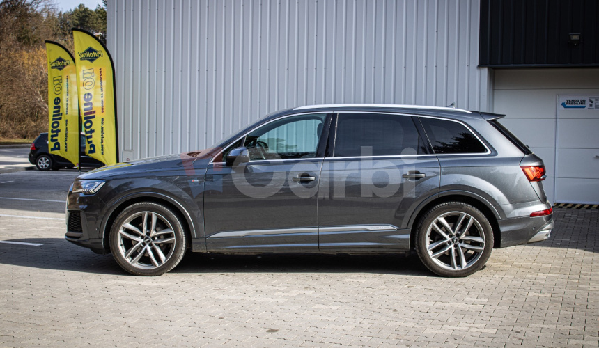 Audi Q7 50 TDI MHEV Quattro Sline, 1. majiteľ, SK, natáčanie nápravy, softclose,laser
