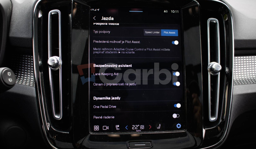 Volvo XC40 P8 Recharge R-Design, Pano, 360°kamera, Harman kardon, El. ťažné, DPH