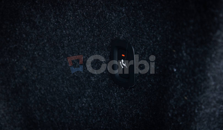 Volvo XC40 P8 Recharge R-Design, Pano, 360°kamera, Harman kardon, El. ťažné, DPH