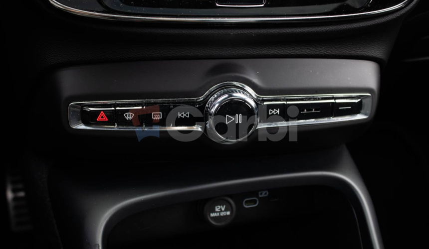 Volvo XC40 P8 Recharge R-Design, Pano, 360°kamera, Harman kardon, El. ťažné, DPH