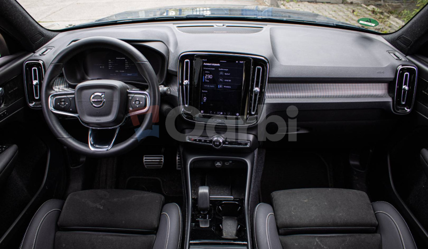 Volvo XC40 P8 Recharge R-Design, Pano, 360°kamera, Harman kardon, El. ťažné, DPH