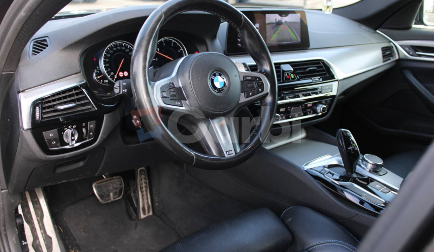 BMW Rad 5 Touring 530d A/T