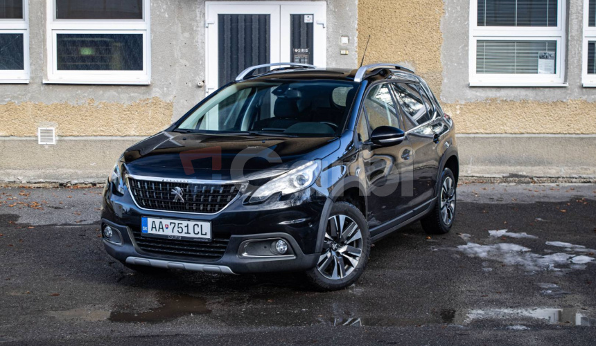 Peugeot 2008 1.2 PureTech 110 S&S Allure A/T