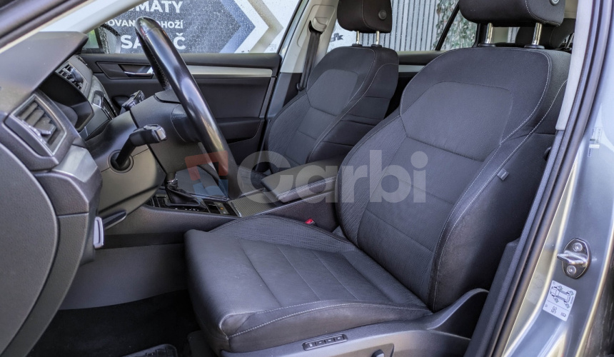 Škoda Superb combi 2.0 TDI 110kW, A6, 5d