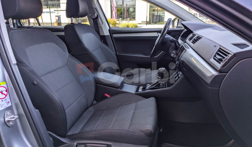Škoda Superb combi 2.0 TDI 110kW, A6, 5d