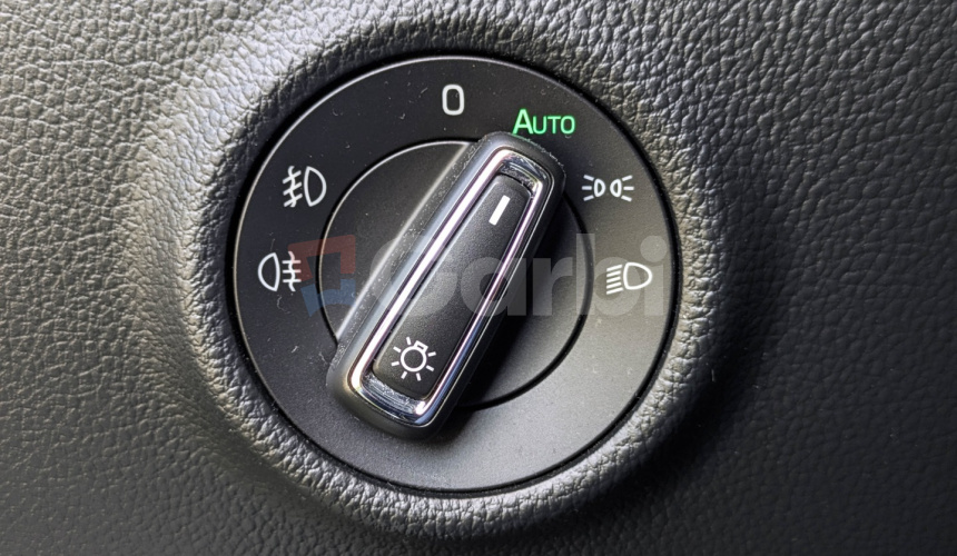 Škoda Superb combi 2.0 TDI 110kW, A6, 5d
