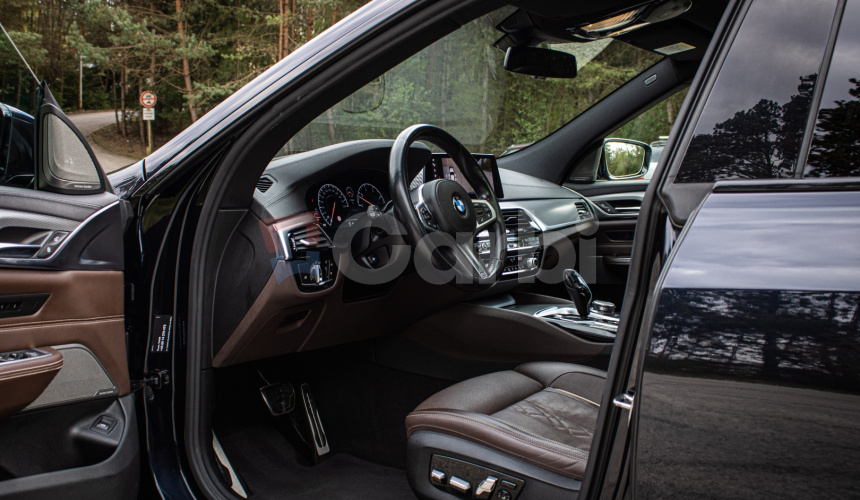 BMW 640d GT xDrive Msport, Pano, HUD, Vzduch, Soft-close, Harman, plná história, super stav