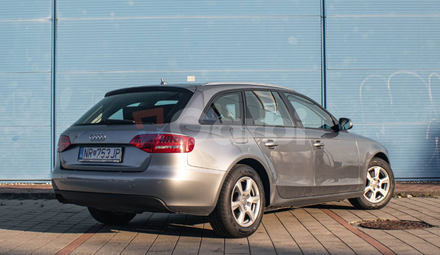 Audi A4 Avant 2,0 TDI 105kw 7A