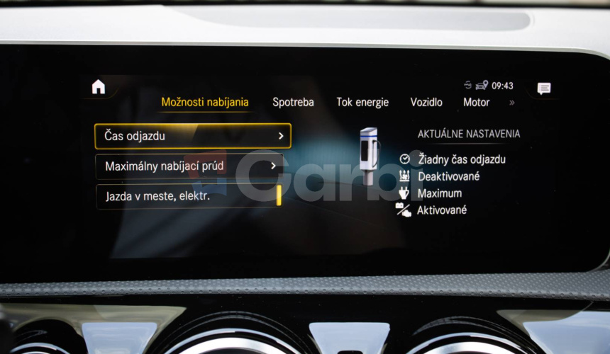 Mercedes-Benz A trieda 250 e AMG v záruke, MBUX, 1. Majiteľ, Slovenské, Garážované, DPH
