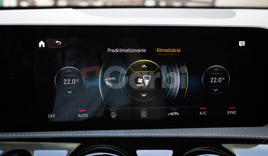 Mercedes-Benz A trieda 250 e AMG v záruke, MBUX, 1. Majiteľ, Slovenské, Garážované, DPH