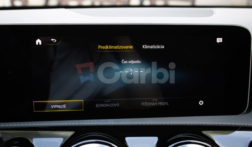 Mercedes-Benz A trieda 250 e AMG v záruke, MBUX, 1. Majiteľ, Slovenské, Garážované, DPH