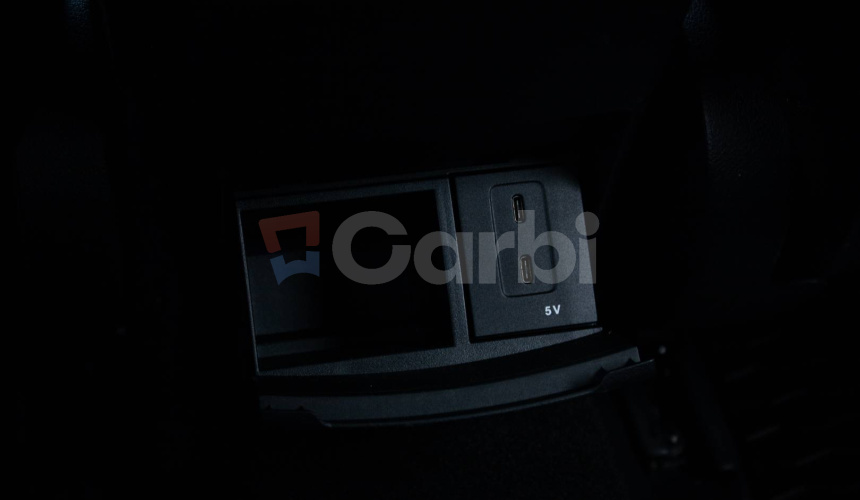 Mercedes-Benz A trieda 250 e AMG v záruke, MBUX, 1. Majiteľ, Slovenské, Garážované, DPH