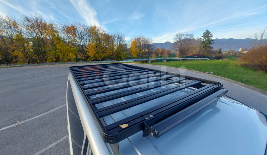 Volkswagen Caravelle 2.0 TDI LR Comfortline 4Motion