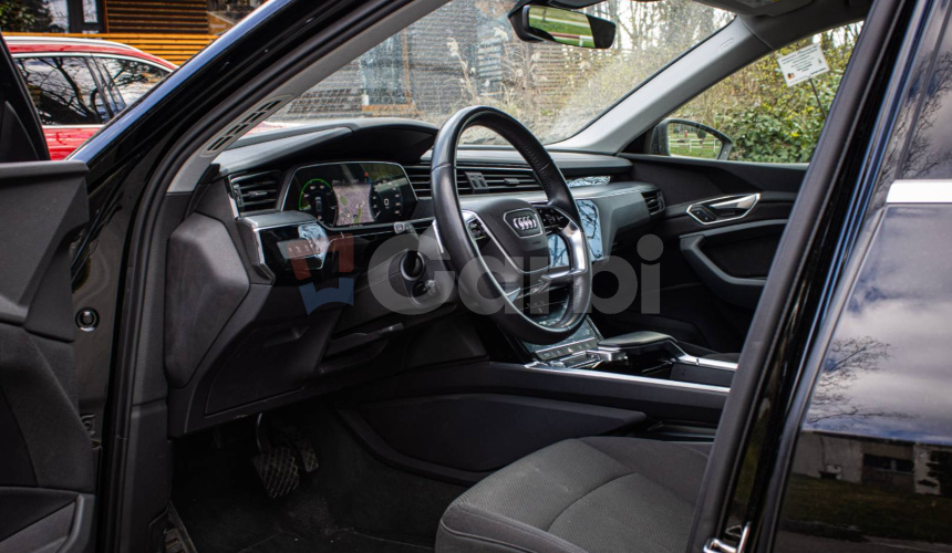 Audi E-tron 55 quattro Basis