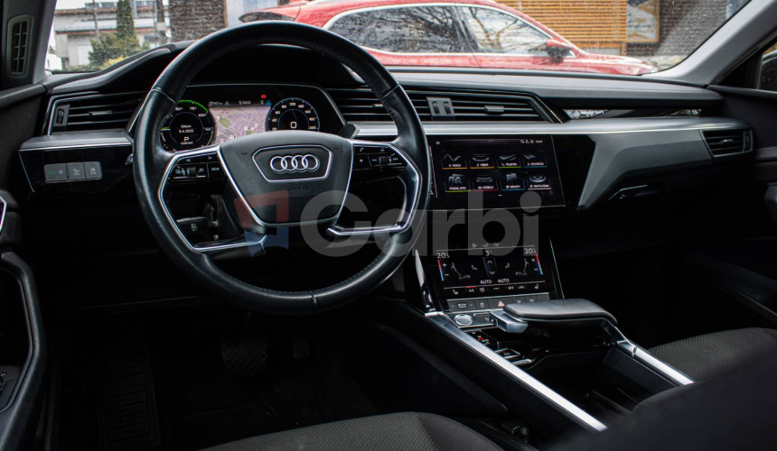 Audi E-tron 55 quattro Basis