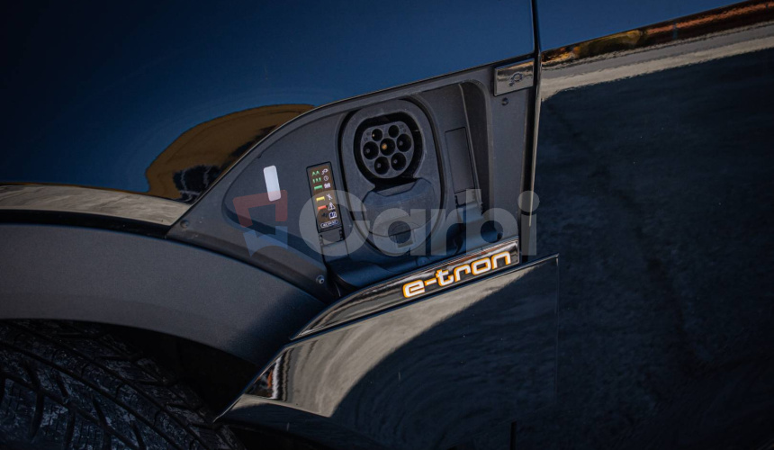 Audi E-tron 55 quattro Basis