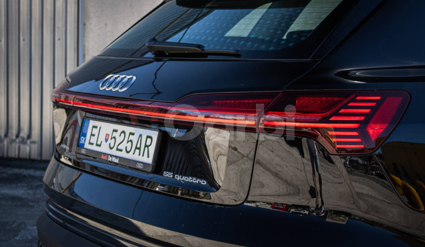 Audi E-tron 55 quattro Basis