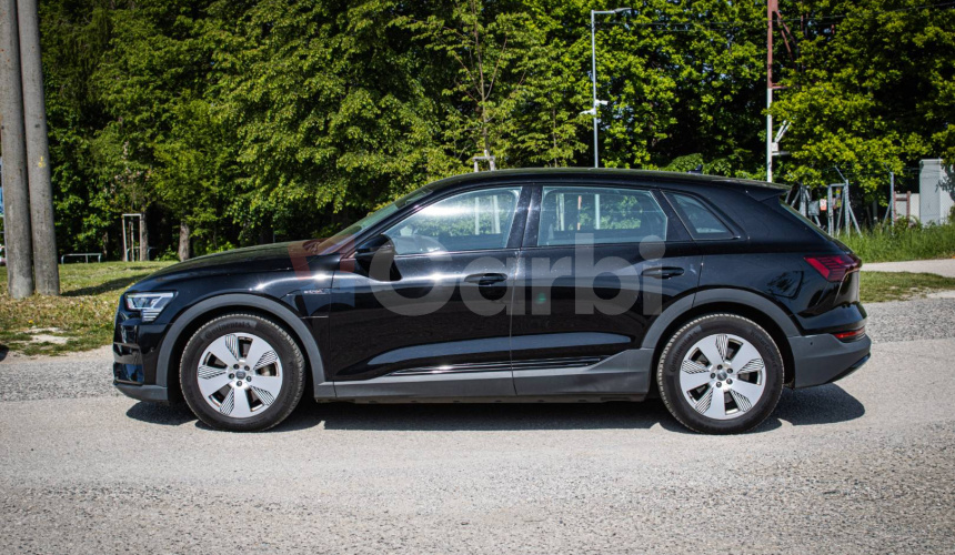 Audi E-tron 55 300kW, v záruke, Vzduchový podvozok, dojazd až 500km