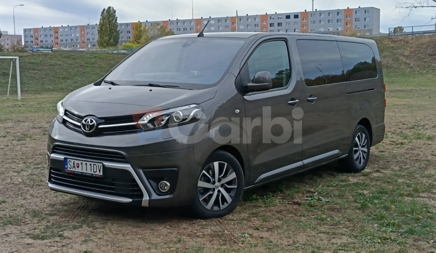 TOYOTA PROACE