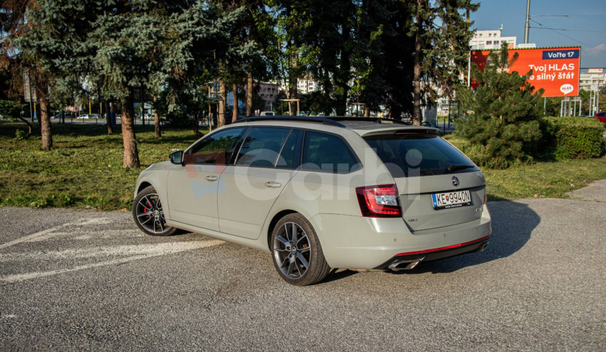 Škoda Octavia Combi 2.0 TDI RS DSG 4x4