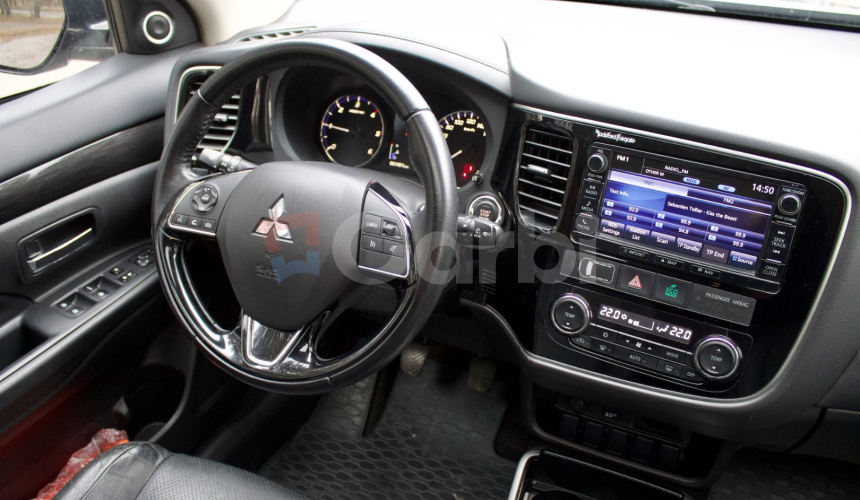 Mitsubishi Outlander 2,2 DI-D Instyle 7 miestna verzia