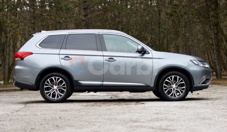 Mitsubishi Outlander 2,2 DI-D Instyle 7 miestna verzia