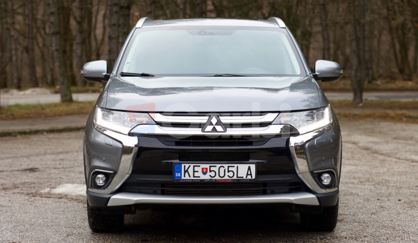Mitsubishi Outlander 2,2 DI-D Instyle 7 miestna verzia