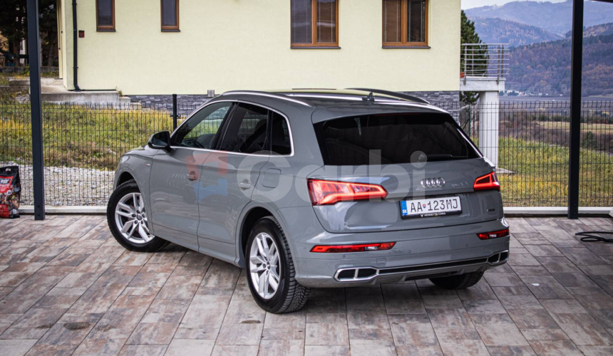 Audi Q5 50 TFSIe Sline Quattro PHEV, Vzduch, B&O sound, Záruka, nelakované, el. ťažné