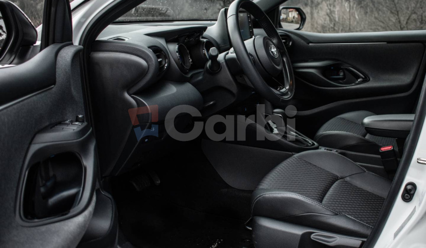Toyota Yaris 1.5CVT Hybrid Selection Style