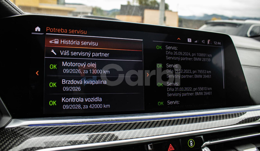BMW X6 M50i soft close, first class packet, iconic glow, natáčanie zadnej nápravy