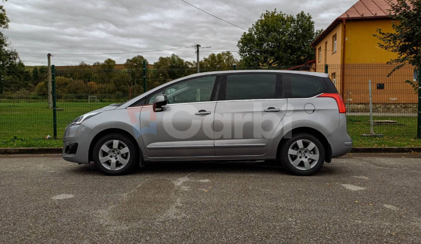 Peugeot 5008 1.6L HDi FAP Allure