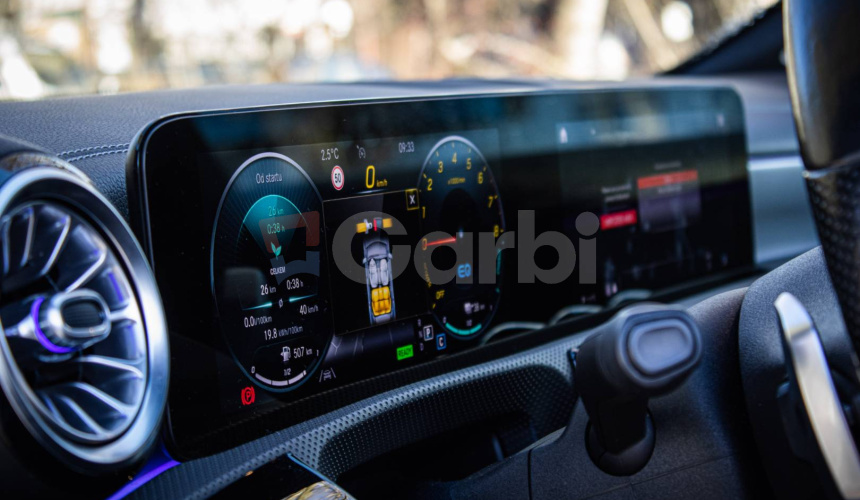 Mercedes-Benz CLA Shooting Brake 250e SB AMG, Burmester, Ambient, Servis grátis, Slovenské