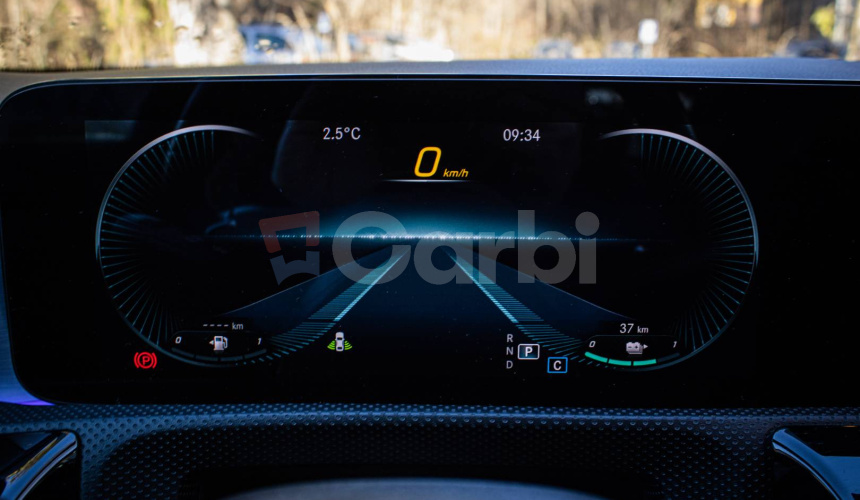 Mercedes-Benz CLA Shooting Brake 250e SB AMG, Burmester, Ambient, Servis grátis, Slovenské