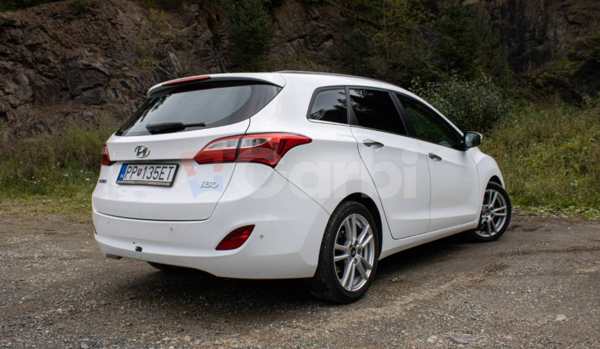 Hyundai i30 CW 1.6 CRDi 136 Family