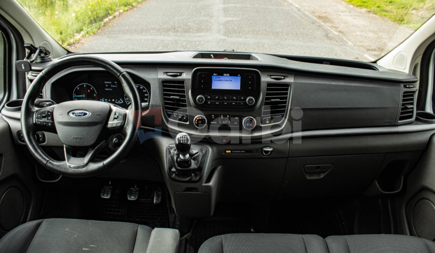 Ford Transit Custom 79kW M6, 9miest, 1. majiteľ, Nelakované, Nová STK