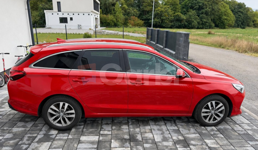 Hyundai i30 1.4 (73kw)