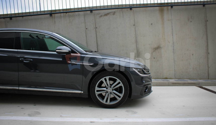 Volkswagen Arteon 2.0 TSI BMT R-Line DSG