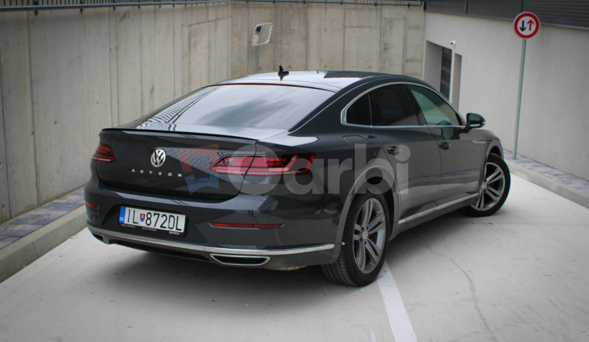 Volkswagen Arteon 2.0 TSI BMT R-Line DSG