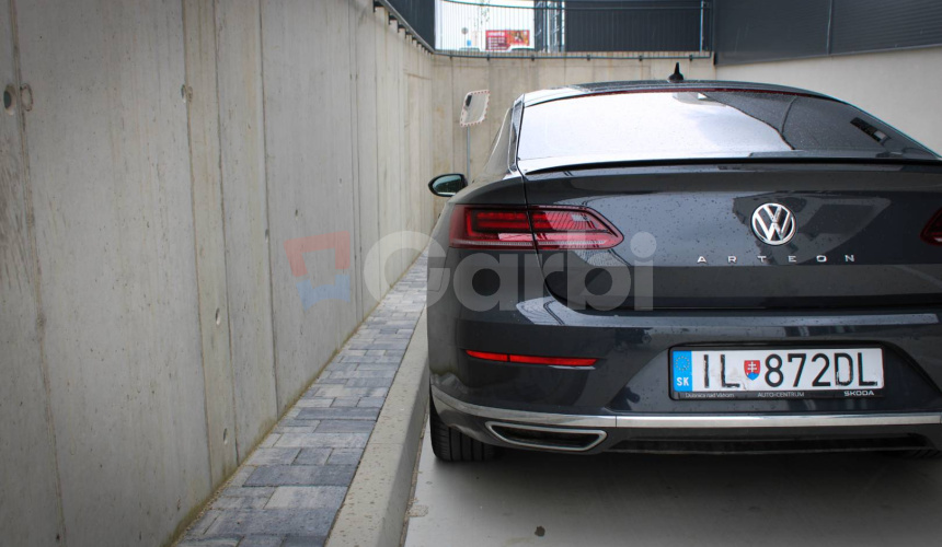 Volkswagen Arteon 2.0 TSI BMT R-Line DSG