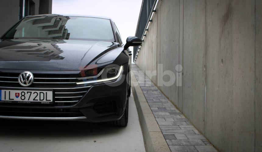 Volkswagen Arteon 2.0 TSI BMT R-Line DSG