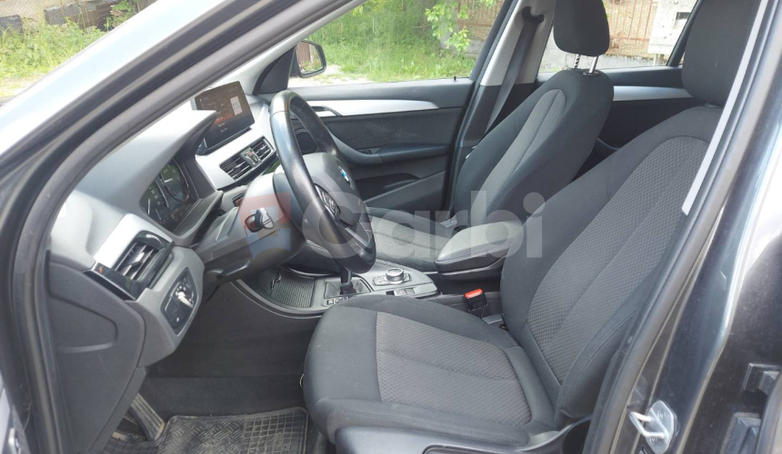 BMW X1 xDrive 20i A/T