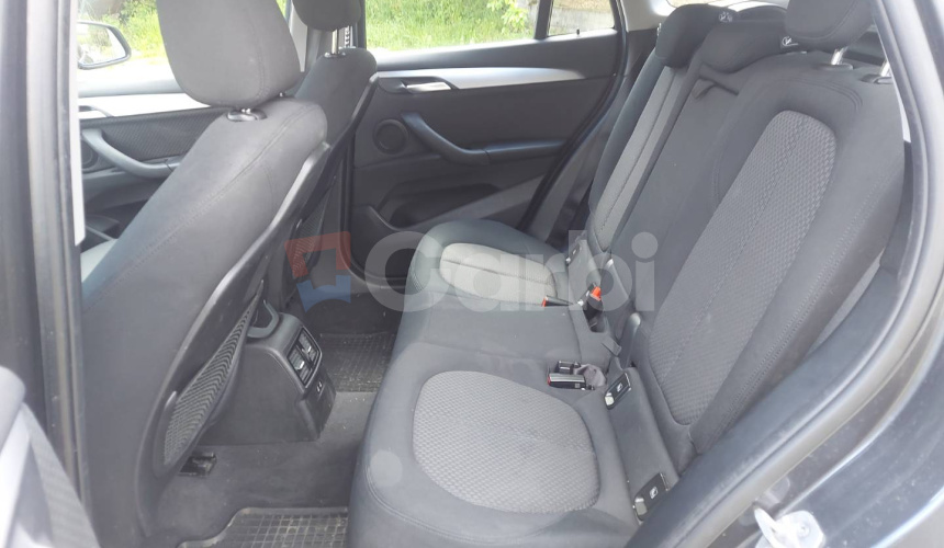 BMW X1 xDrive 20i A/T
