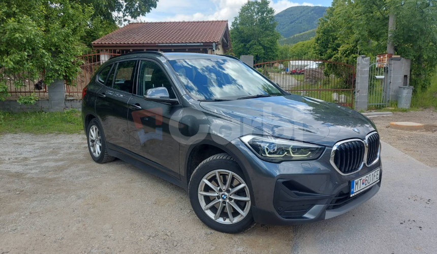 BMW X1 xDrive 20i A/T