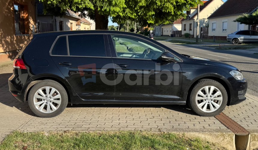Volkswagen Golf 1.6 TDi 66kW MT/5