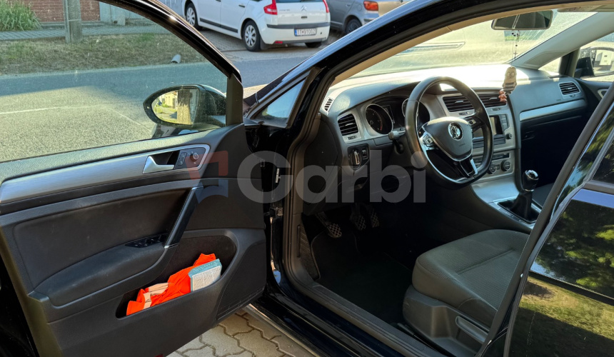 Volkswagen Golf 1.6 TDi 66kW MT/5