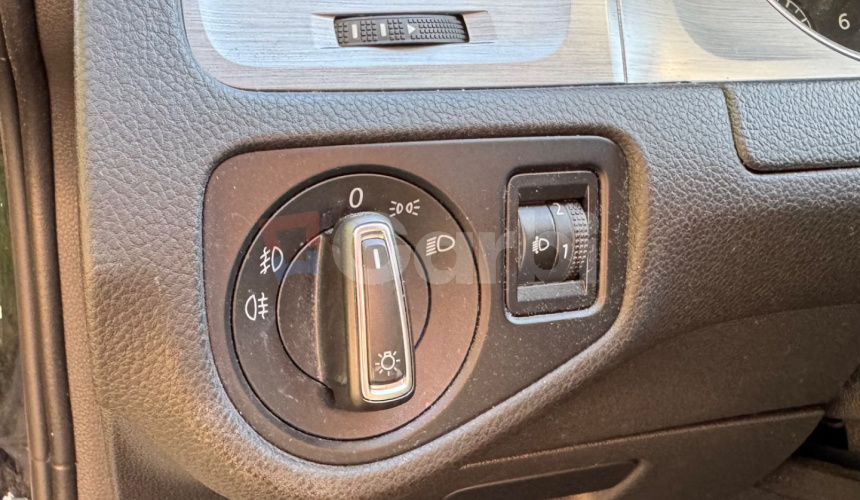Volkswagen Golf 1.6 TDi 66kW MT/5
