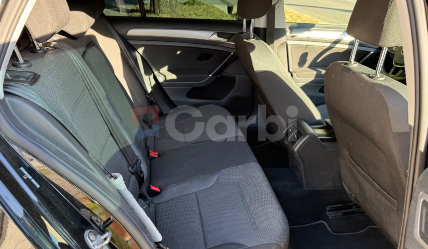 Volkswagen Golf 1.6 TDi 66kW MT/5