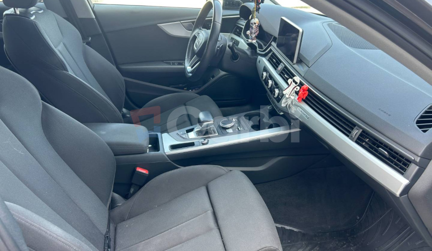 Audi A4 Avant ALLROAD QUATTRO 218k S tronic Basis 160 KW A7 5d. (2015-2019)